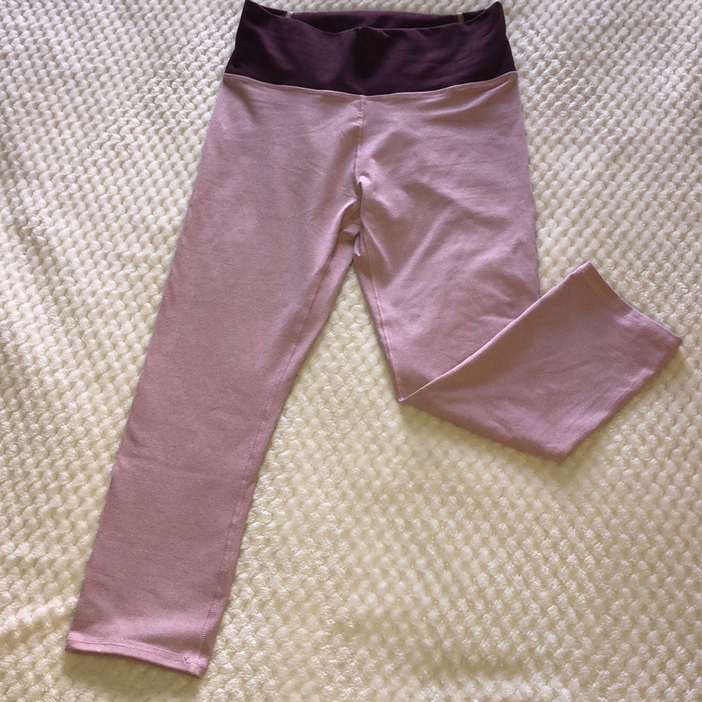 Fabletics crop leggings